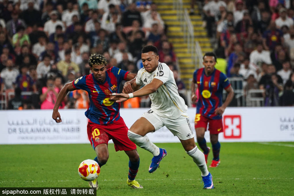 西甲豪门再添一城,巴萨轻取对手 西甲豪门再添一城,巴萨轻取对手